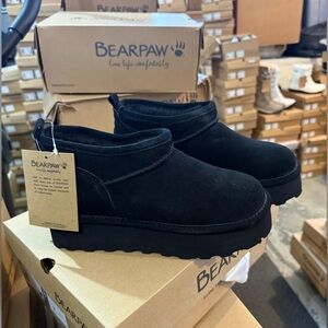BEARPAW Retro Super Shorty Boots - NEW IN BOX